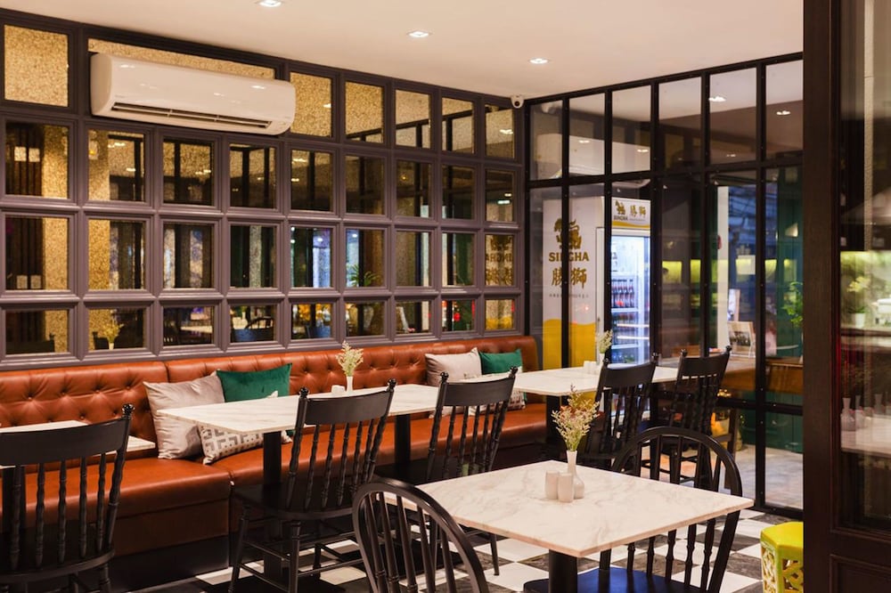 Oriental Heritage Residence Bangkok 48/50