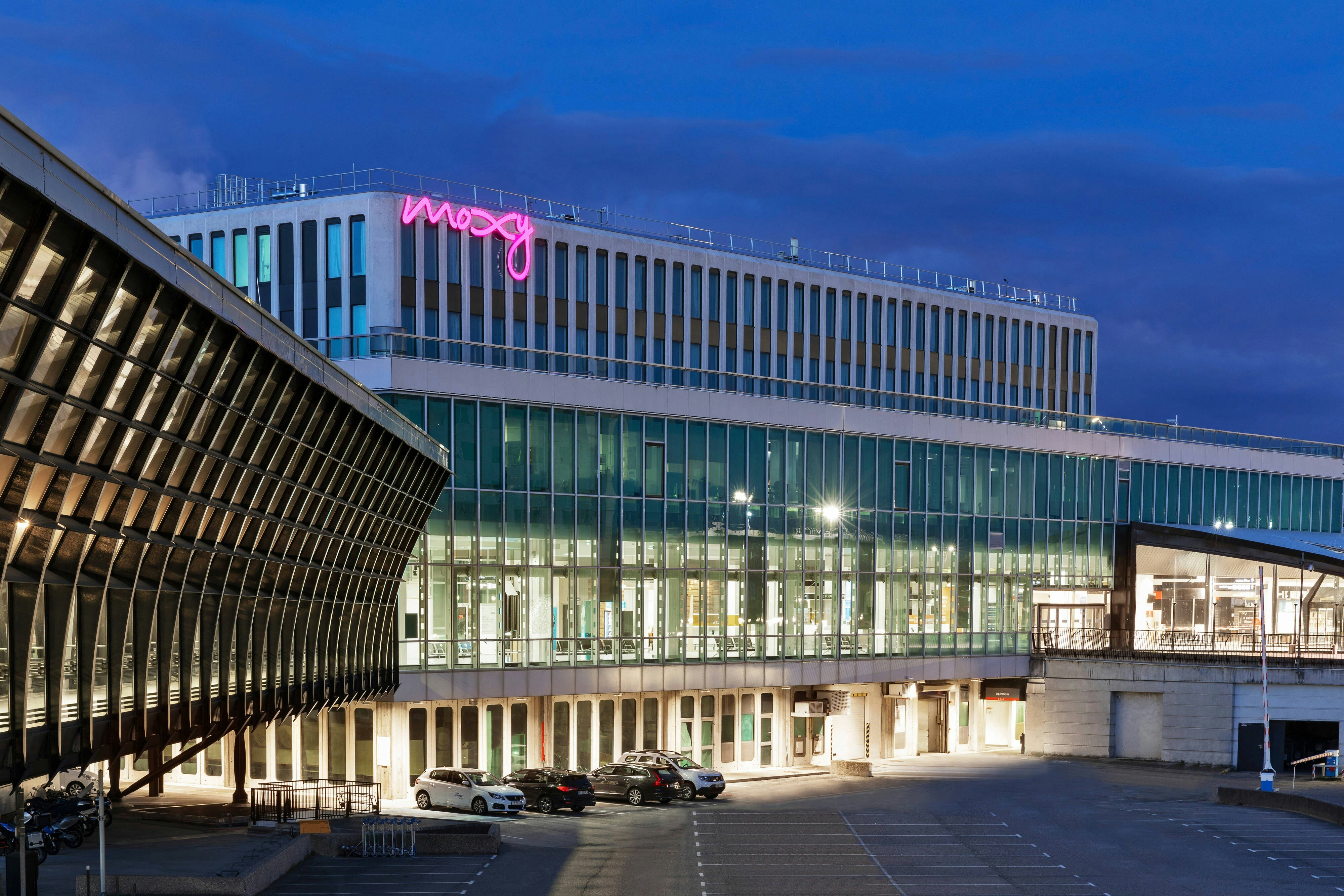 Moxy Lyon Airport 1/21
