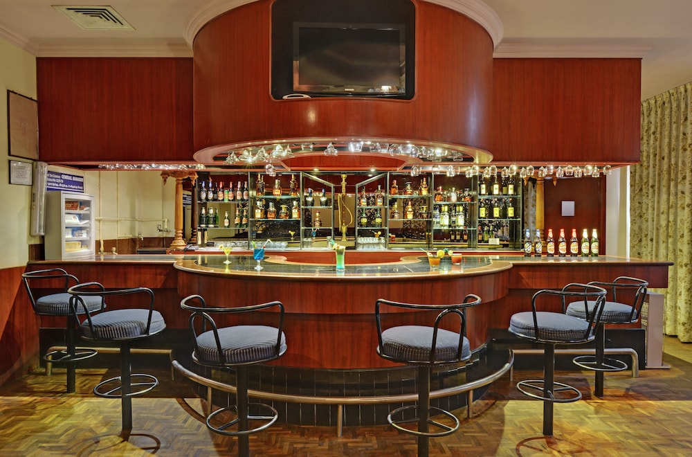 SRM HOTEL 24/41
