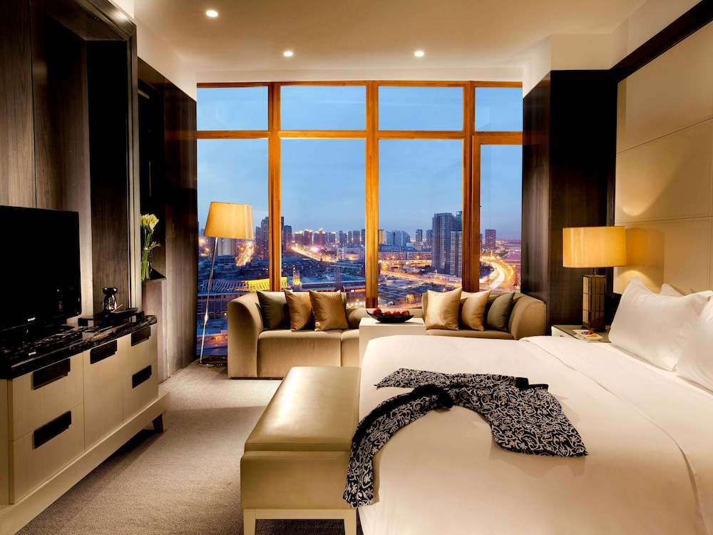 Banyan Tree Tianjin Riverside 10/50