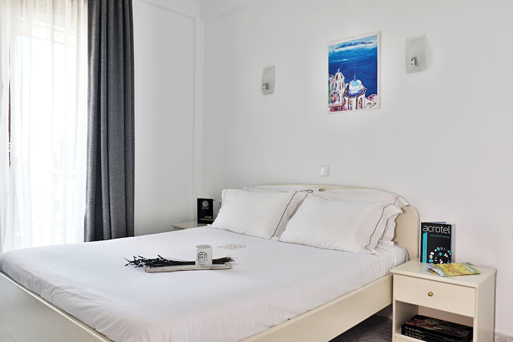 Acrotel Lily Ann Village 16/50