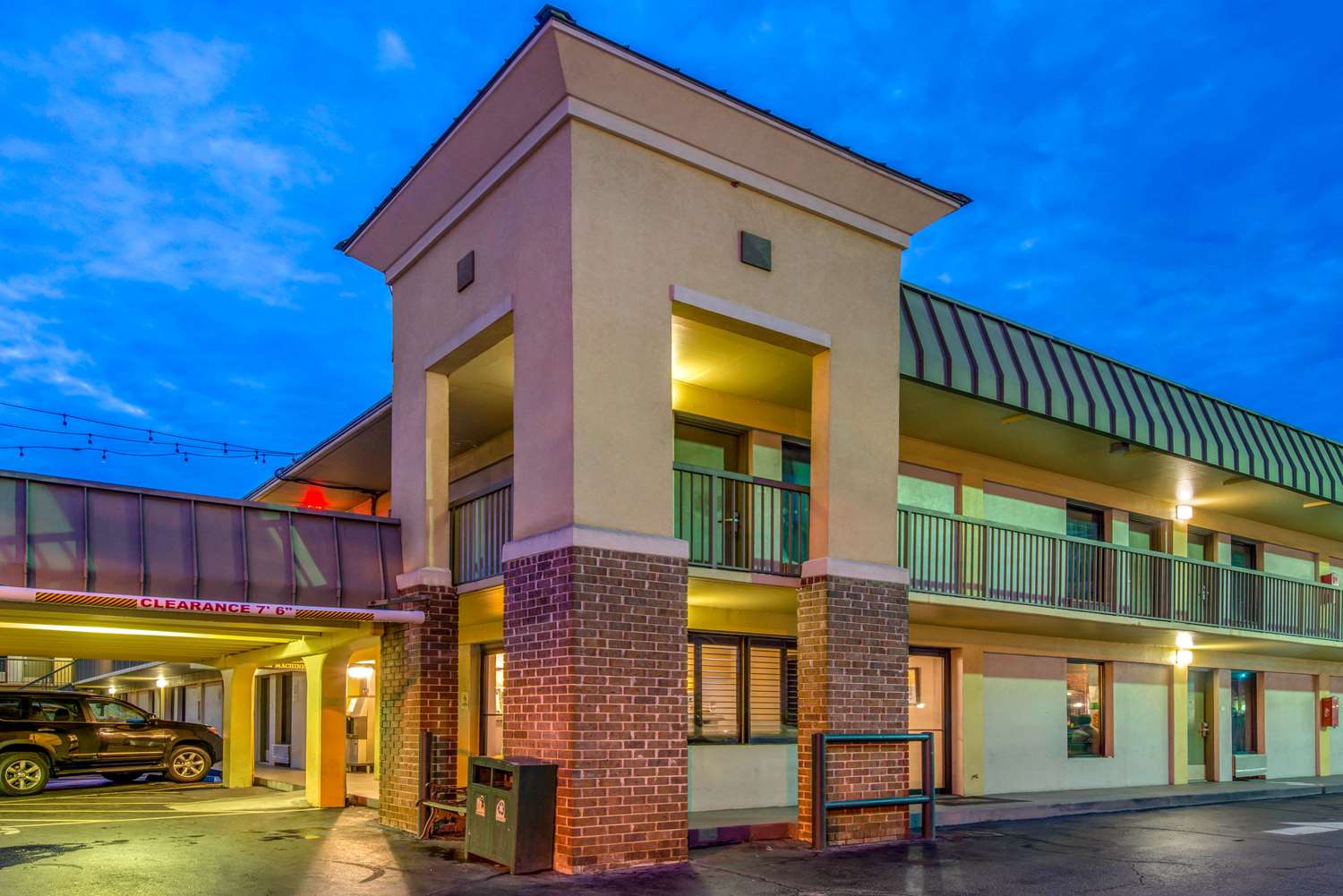Quality Inn Savannah Historic District 2/31