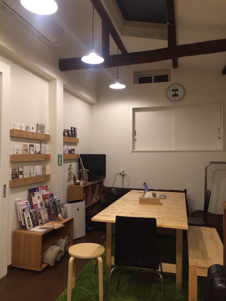 Nagonoya Cafe Guest House 28/42