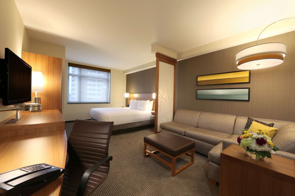 Hyatt Place Flushing Laguardia Airport 36/58