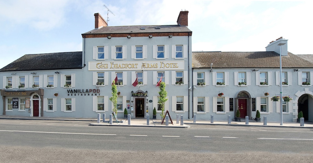 Headfort Arms Hotel 6/50
