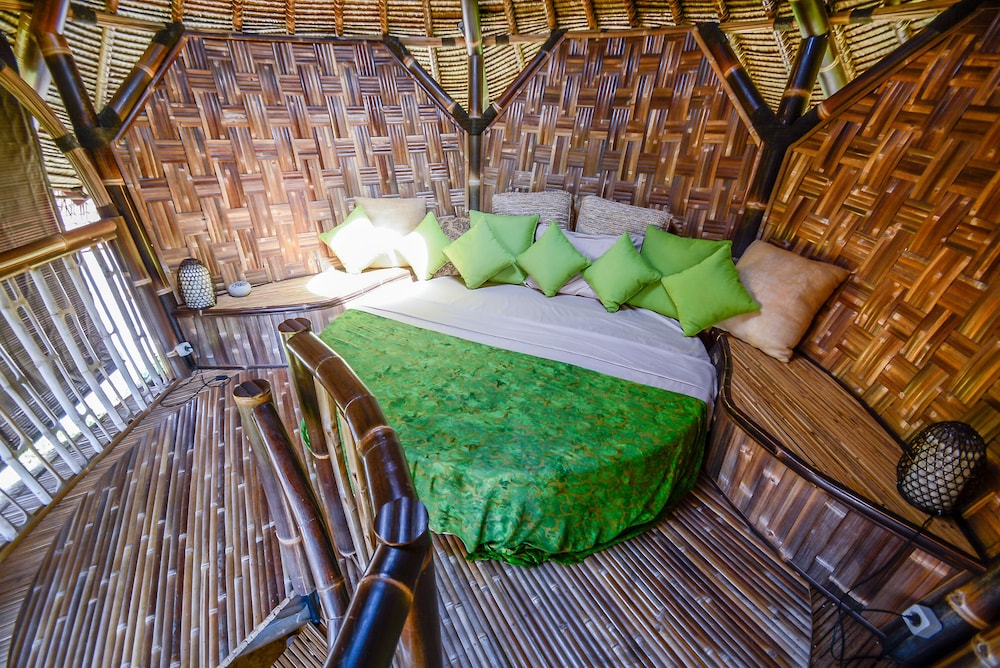 Le Bamboo Bali 27/68