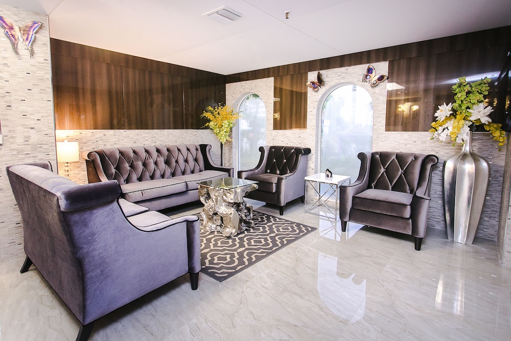 Ocean Beach Palace Hotel And Suites 47/67