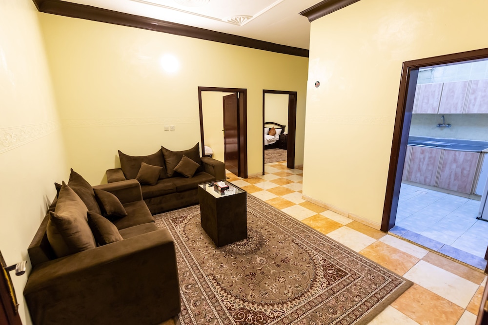 Al Eairy Furnished Apartments - Al Bahah 3 39/52