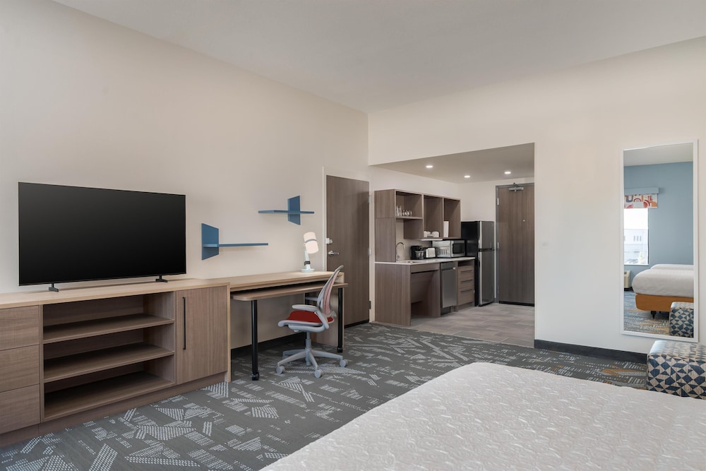 Home2 Suites by Hilton Riverview Tampa 28/54