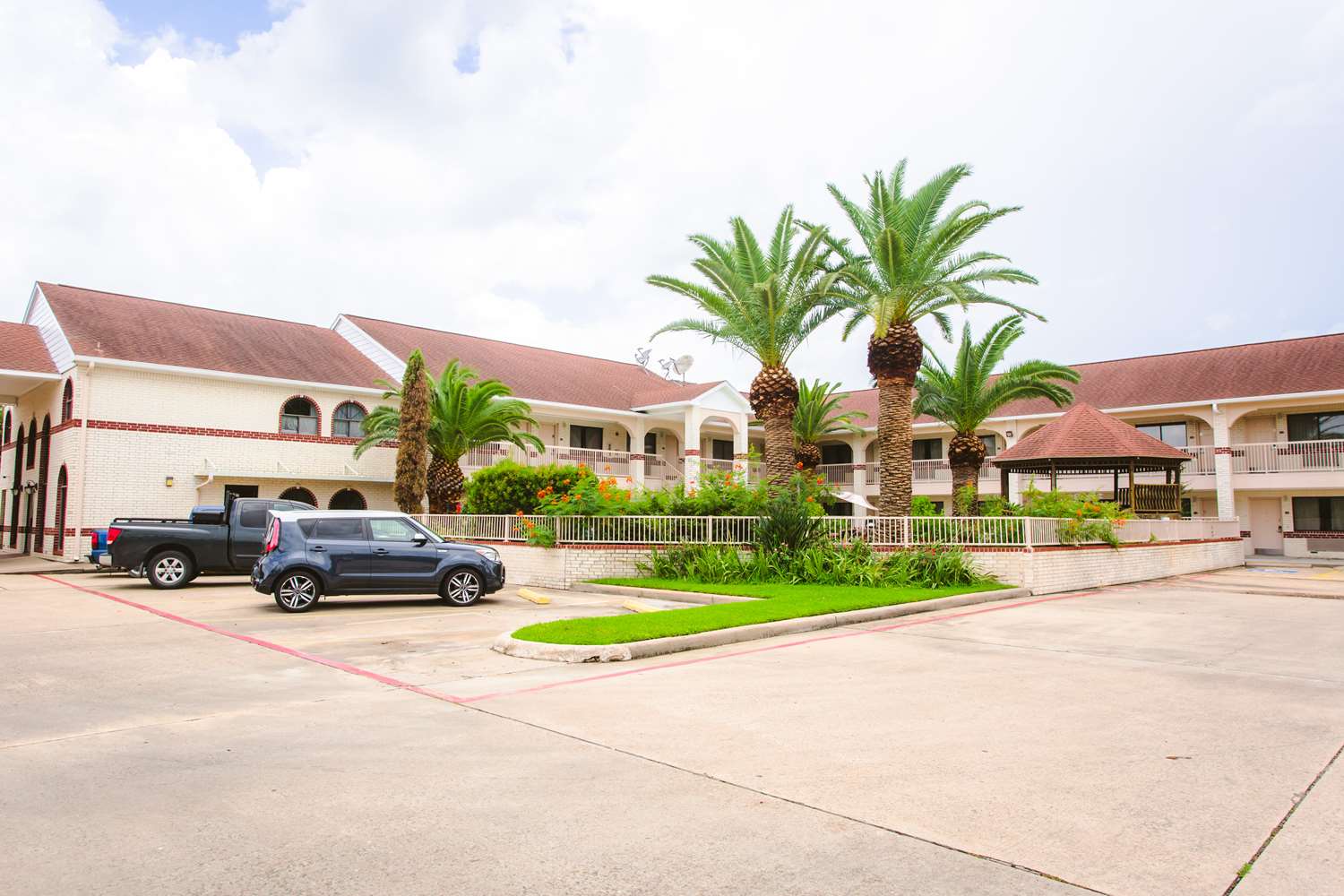 Best Western Pearland Inn 28/31