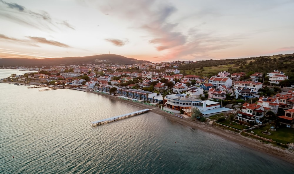 Cunda Oteli 27/41