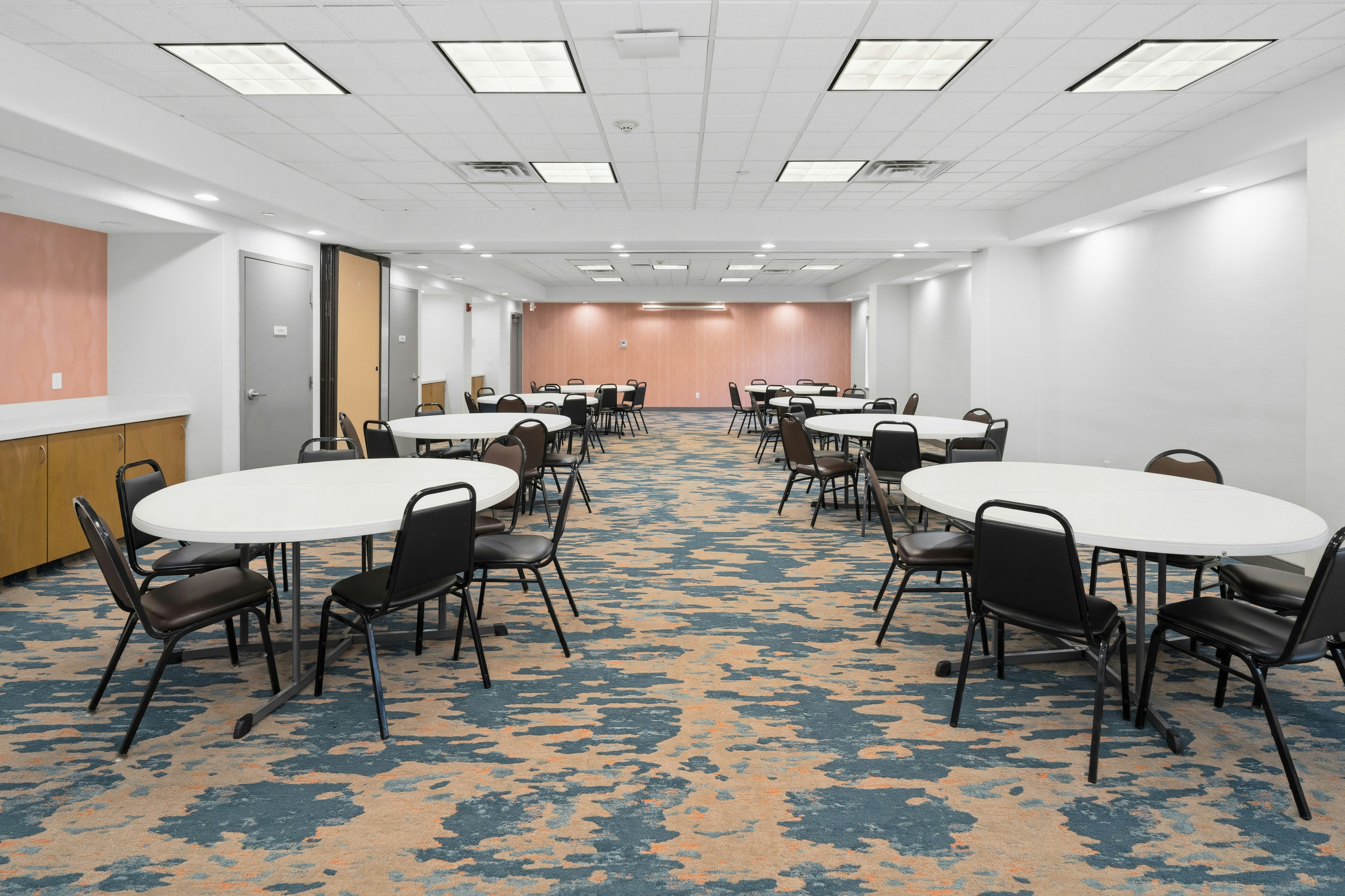 Hampton Inn & Suites Pharr, TX 48/52