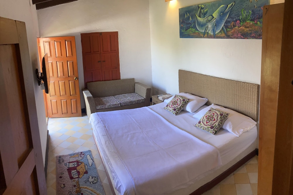 SUPERIOR, DOUBLE BED