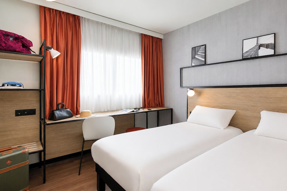 ibis Clermont Ferrand Centre Stade 29/79