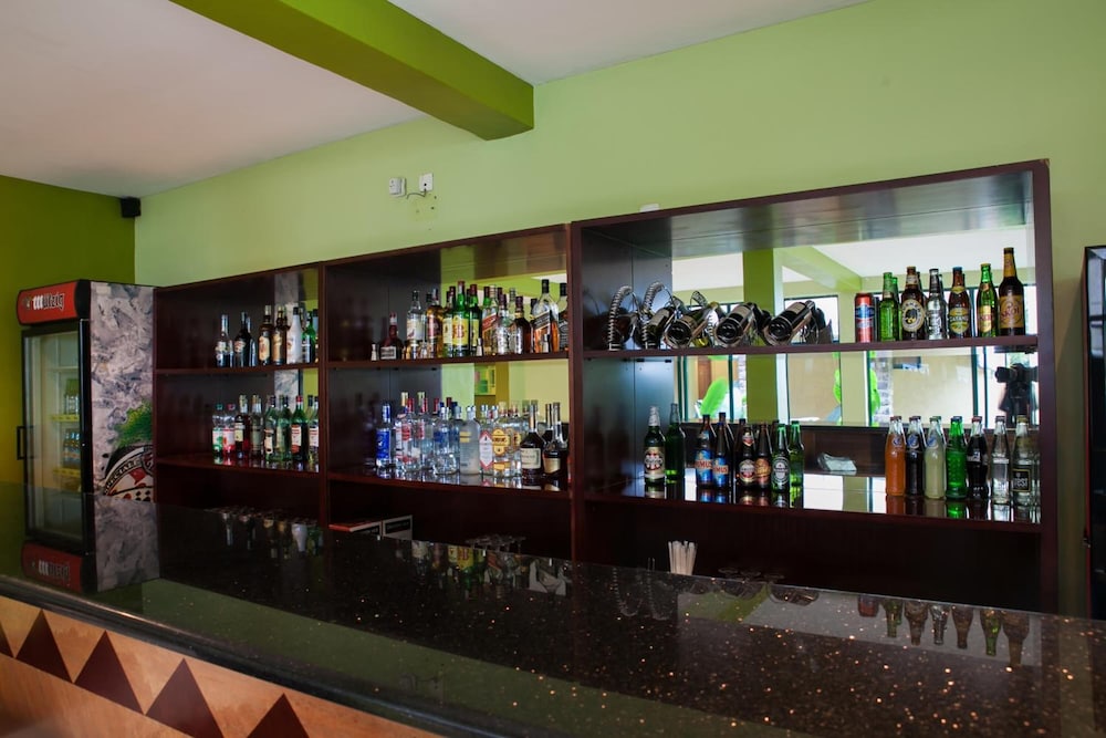 GORILLAS LAKE KIVU HOTEL 14/49