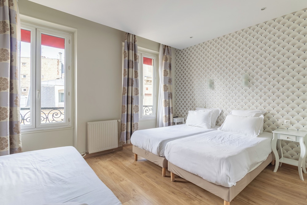 Hotel Riviera 13/50