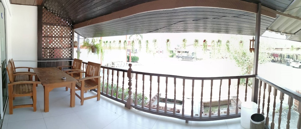 Baan Kaew Ruen Kwan 9/71