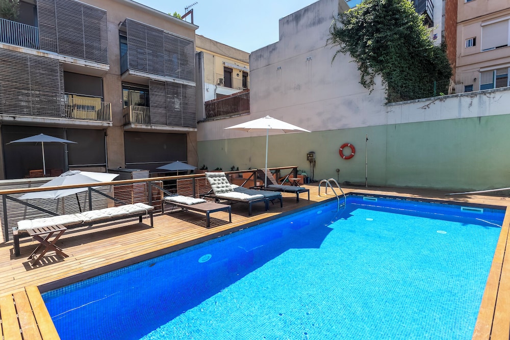 My Space Barcelona Gracia Pool Terrace Center 46/49