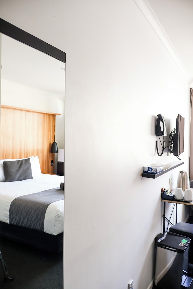 No. 9 Hotel, Auckland 19/60