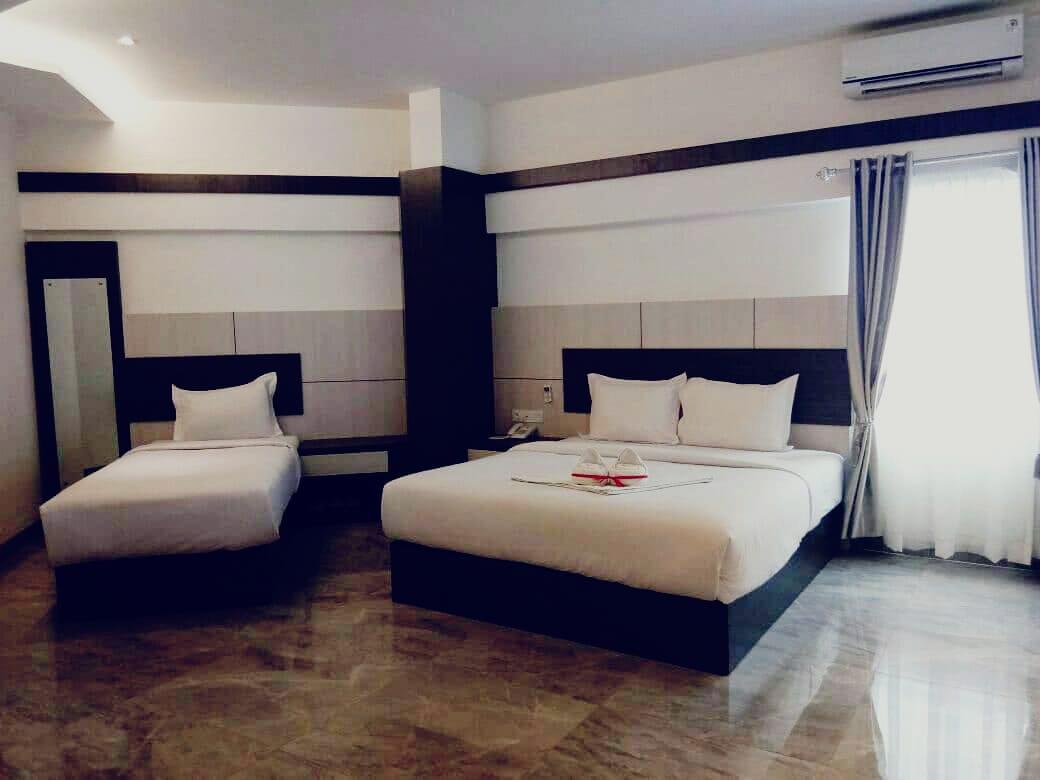 Seventeen Hotel 7/17