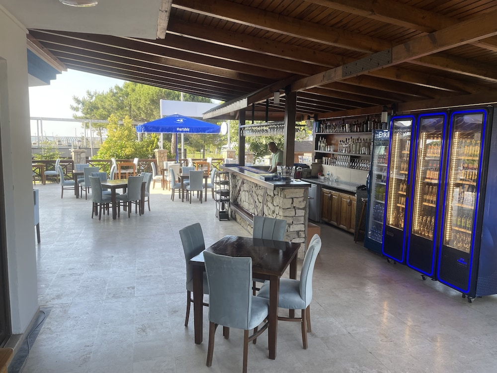 Gunay Hotel 37/45