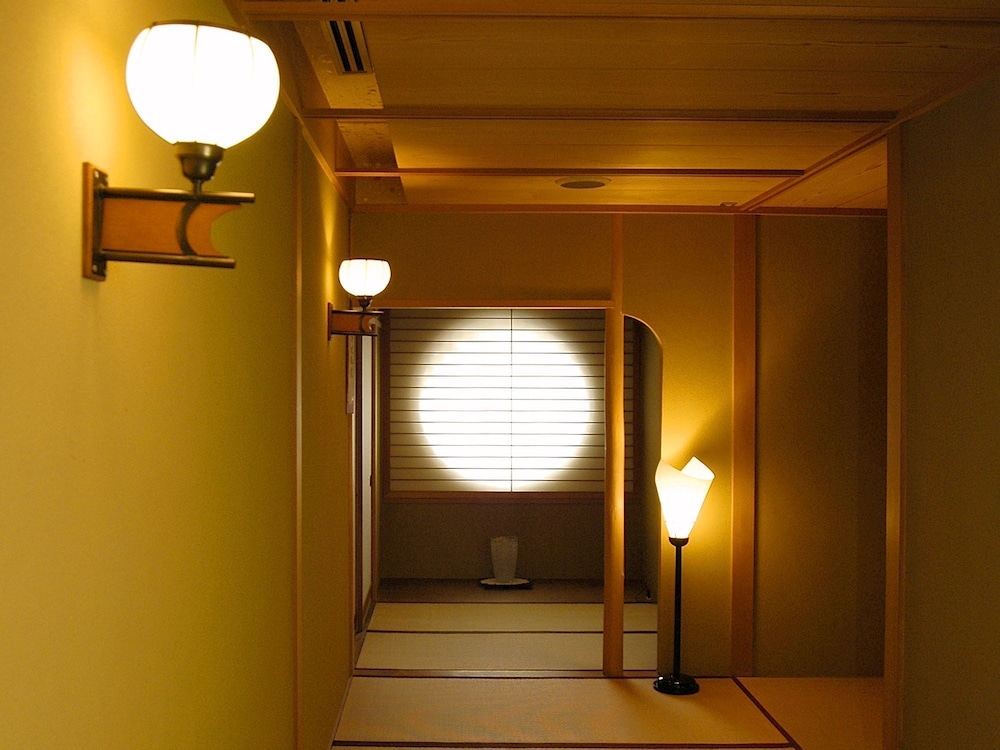Kinjohro Kanazawa 20/56