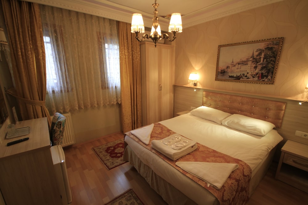 Tashkonak Hotel 36/77