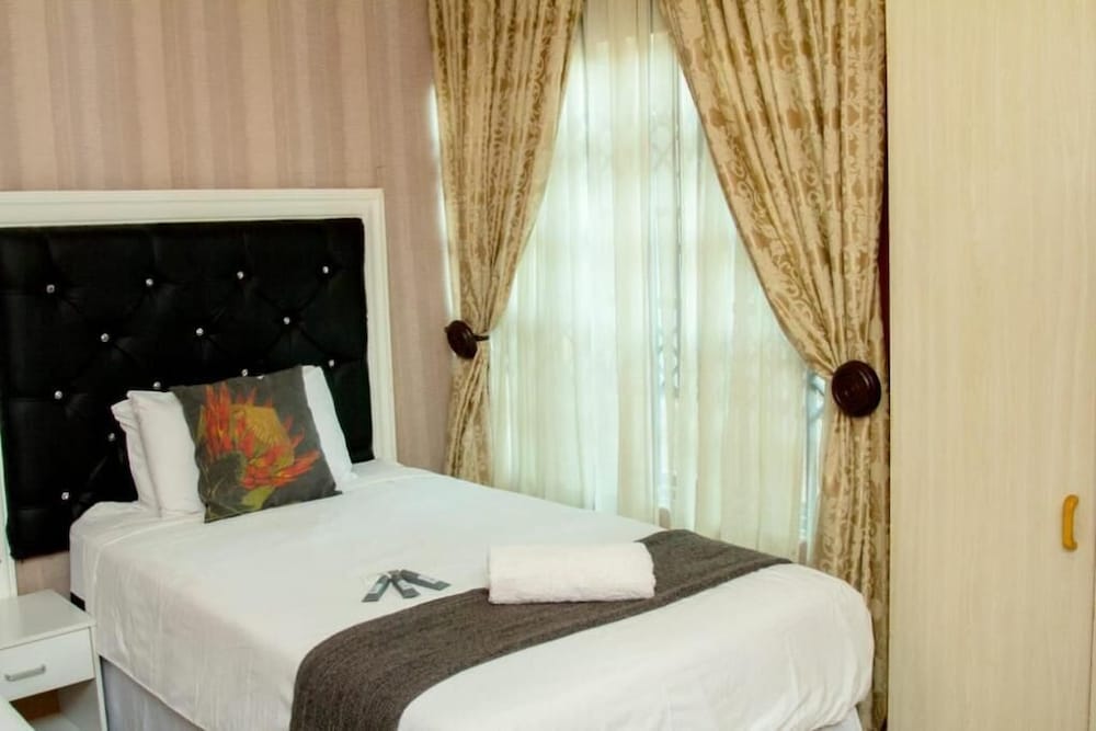Vakhusi Bed and Breakfast 8/47