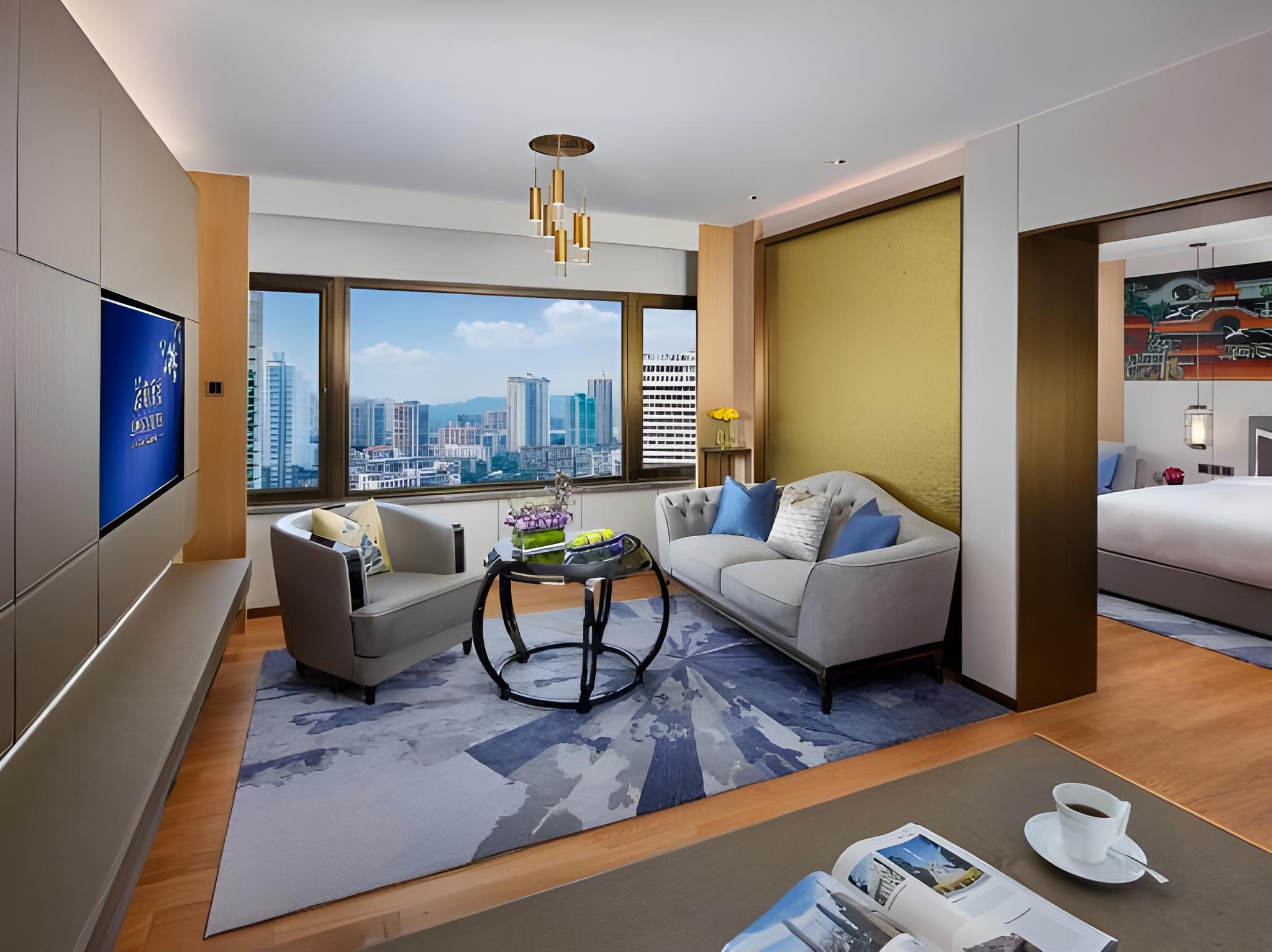 Garden 66, Suite, King Bed, Queen Bed