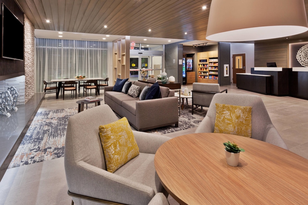 Fairfield Inn And Suites By Marriott Birmingham Colonnade 23/30