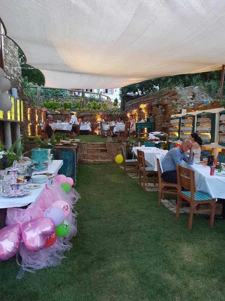 Chez Rumi Butik Otel 38/50