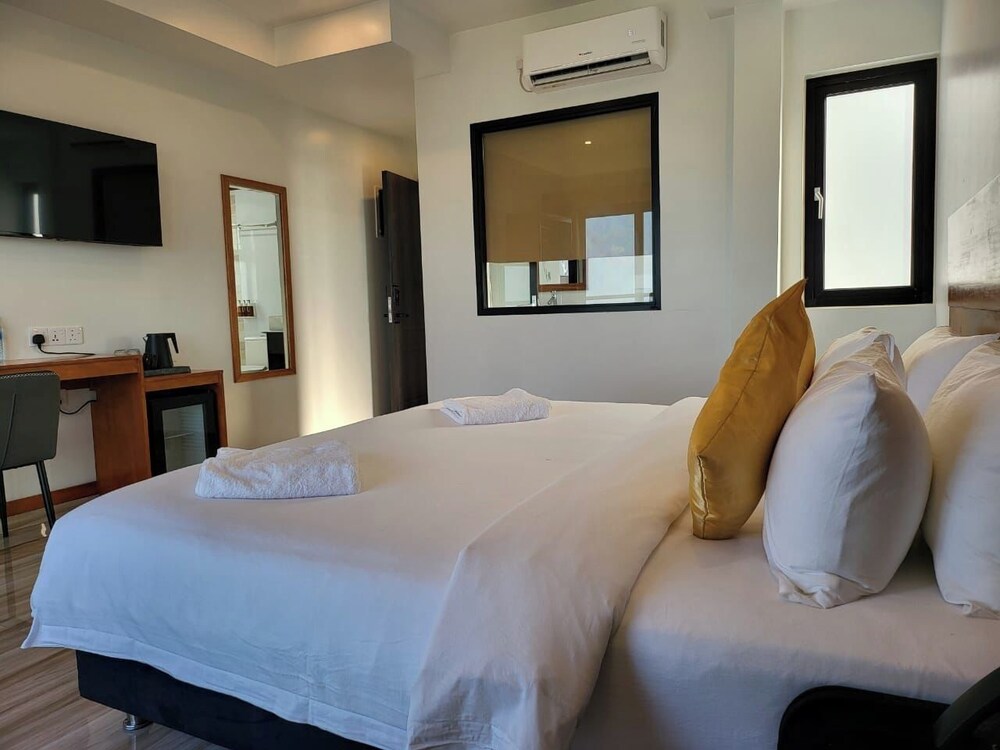 AIMI Beach Hotel 44/64
