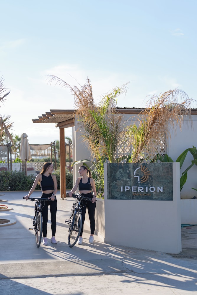 Iperion Beach 6/45