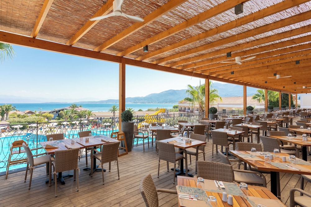 Roda Beach Resort & Spa 31/49
