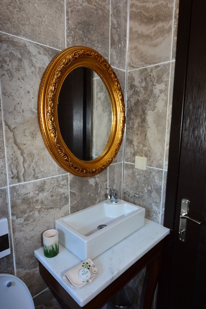 Hayriye Hanim Ege Hotel 35/35