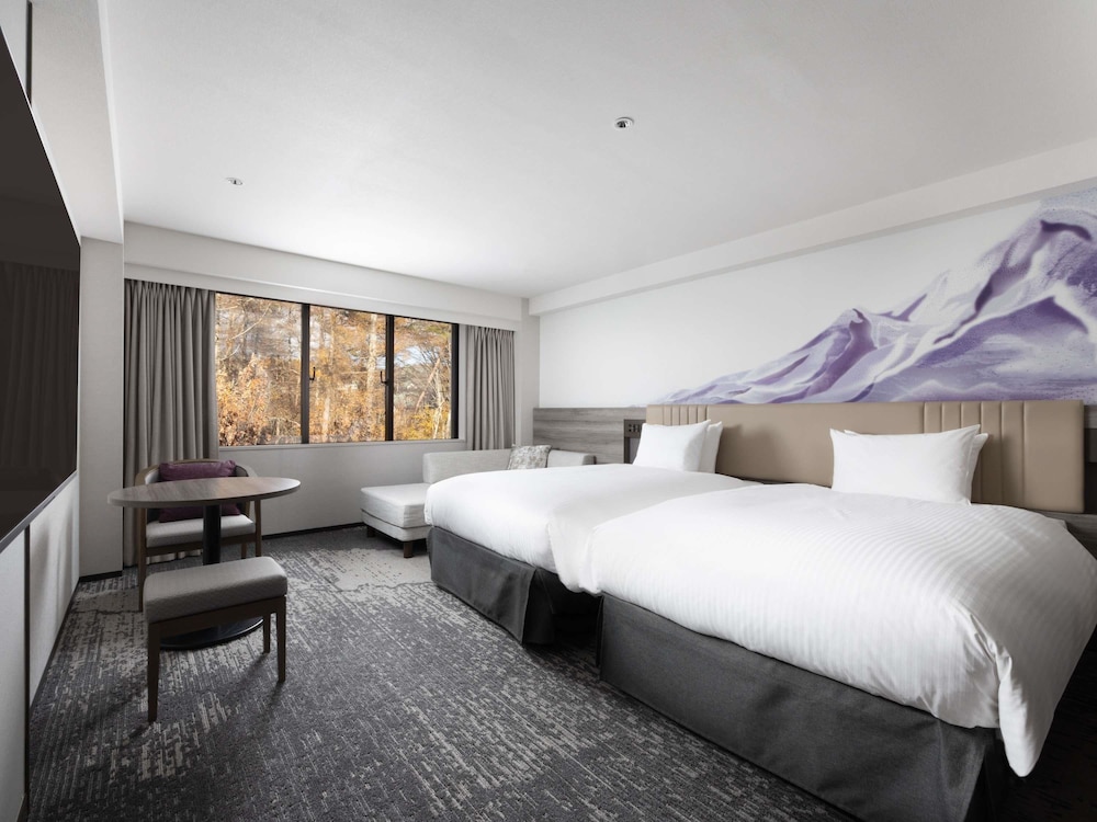 Executive, Twin Beds, Two Extra Beds, 2 Sofa