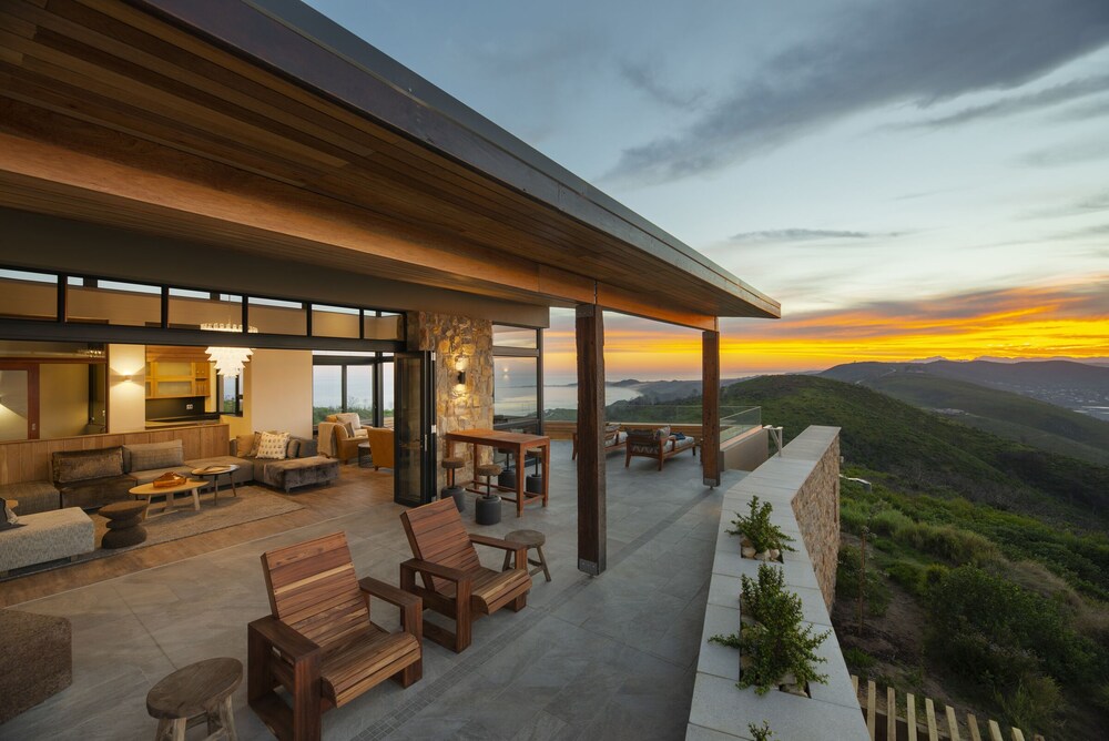 Alkira Lodge 17/33