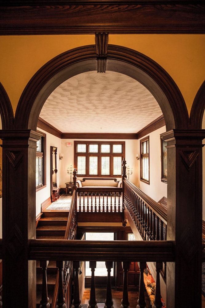 Manor House Bed & Breakfast 7/73
