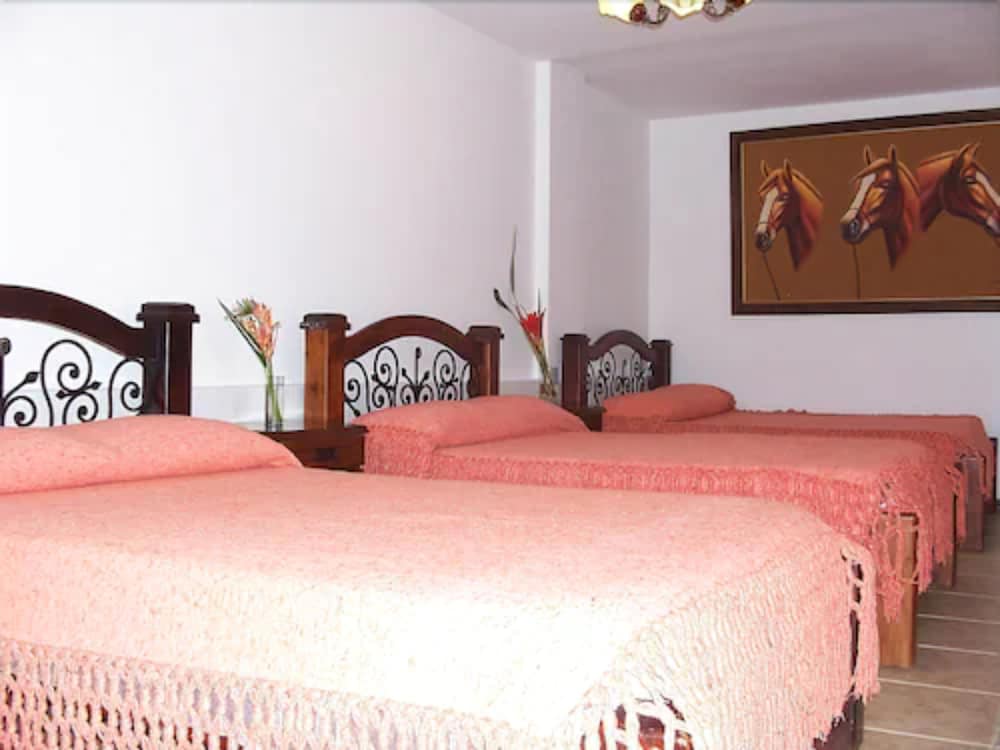 Hotel Campestre La Navarra 3/34