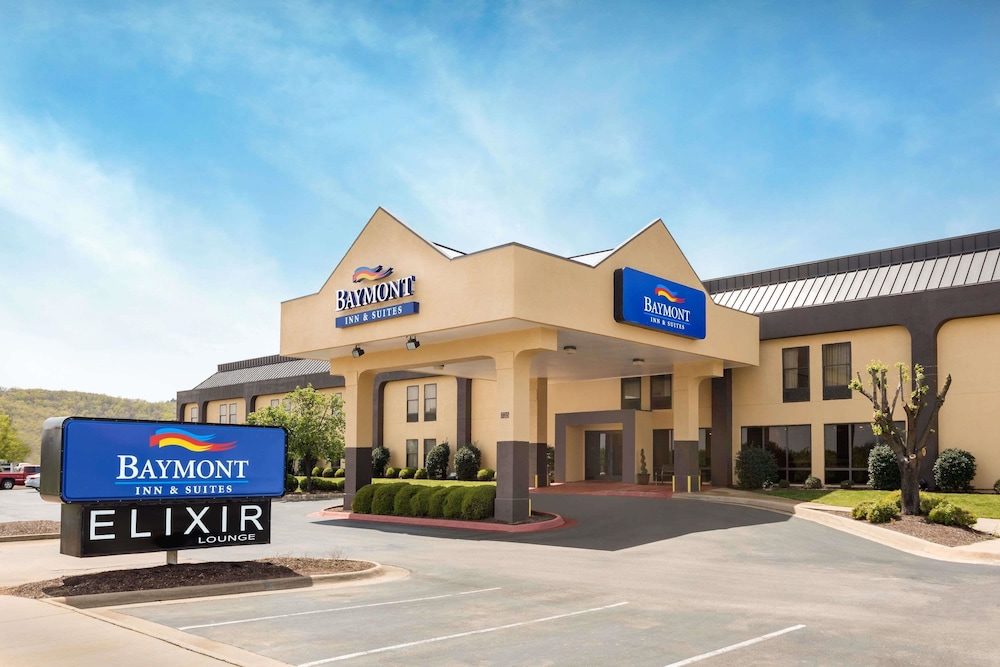 Baymont By Wyndham Fayetteville 1/29