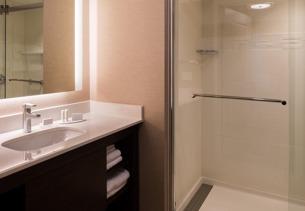 Residence Inn By Marriott Seattle University District 10/49