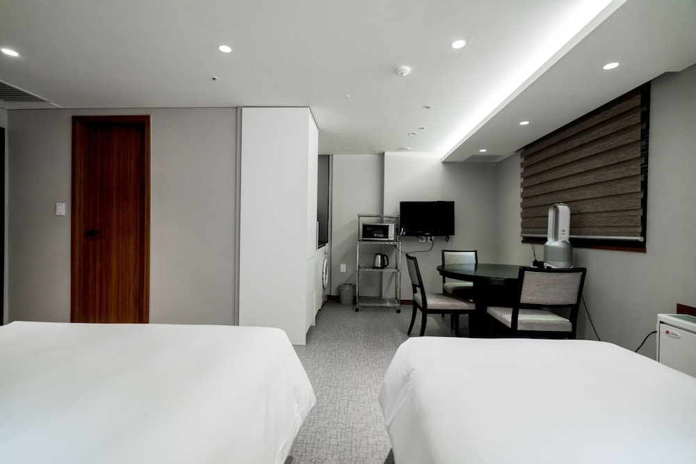 Oriens Hotel Residences 21/58