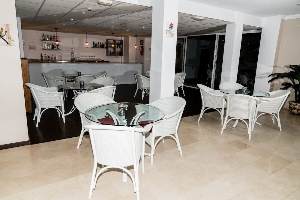 HOTEL MATALASCANAS GOLF 20/26