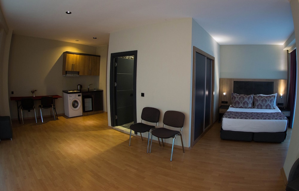 Euphoria Batumi Convention And Casino Hotel 45/63