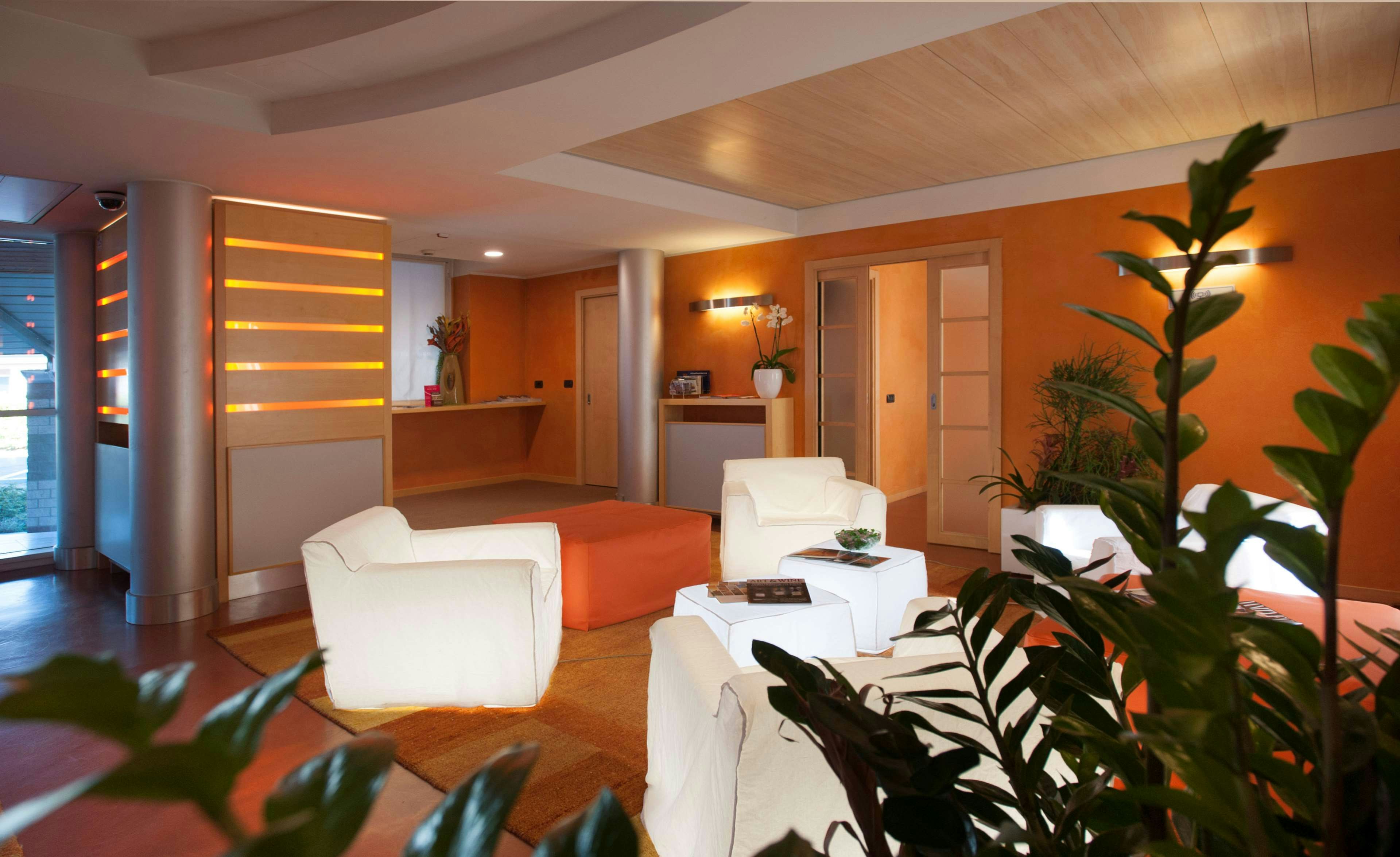 Alba Residence 32/42