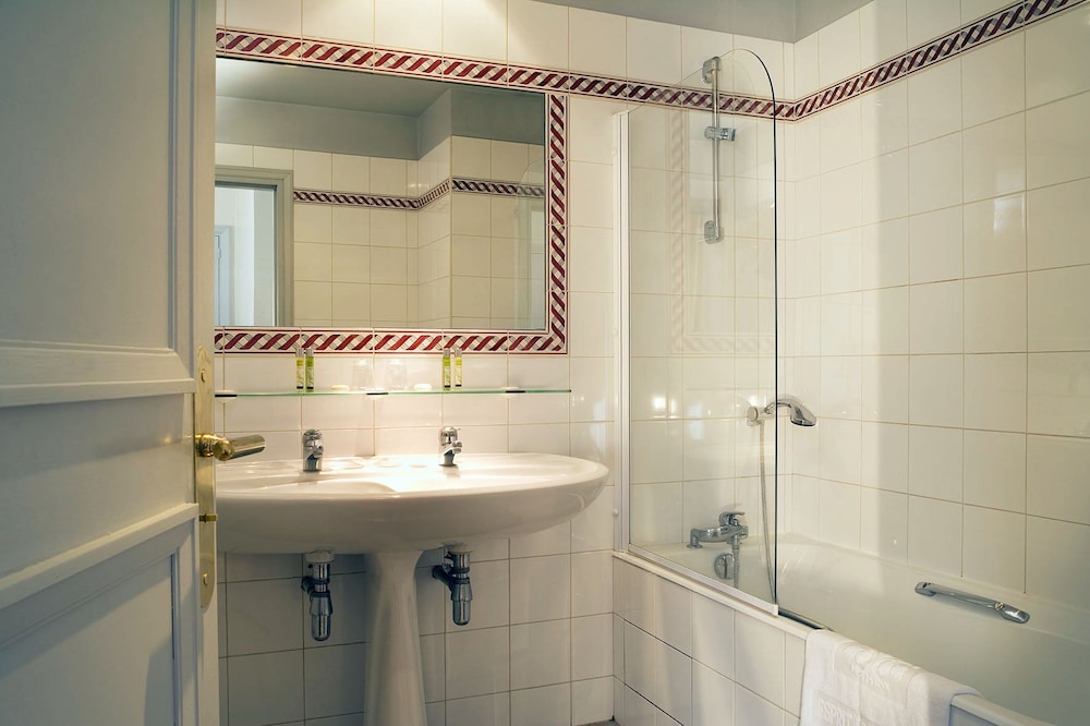 Room at Hotel Mansart, PARIS