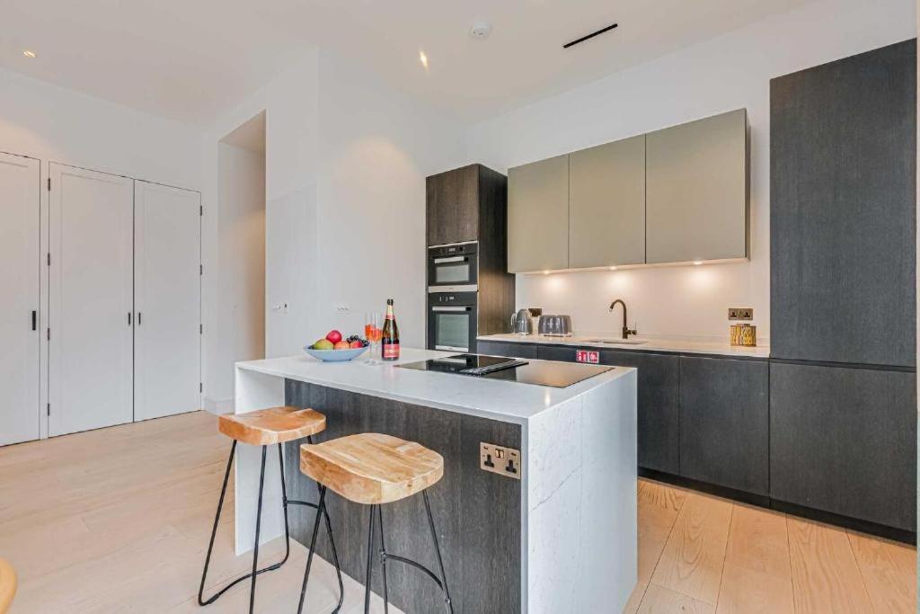 Westminster Apartments by D'Montrio 38/46
