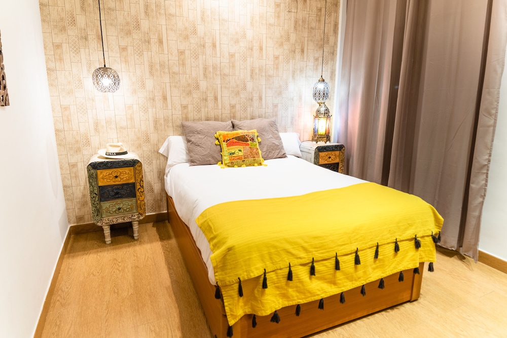 Triana Luxury Home 19/48