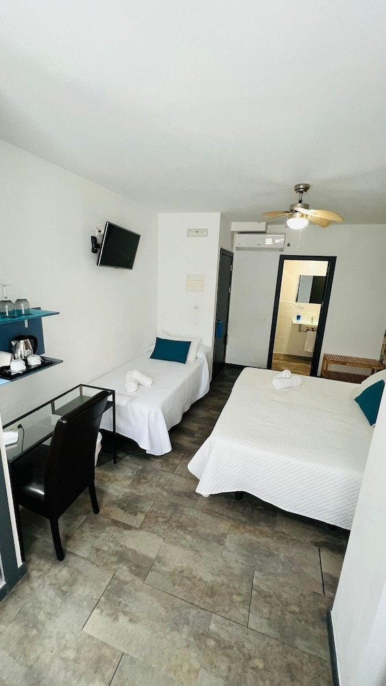 Bajondillo Beach Cozy Inns - Adults Only 7/30