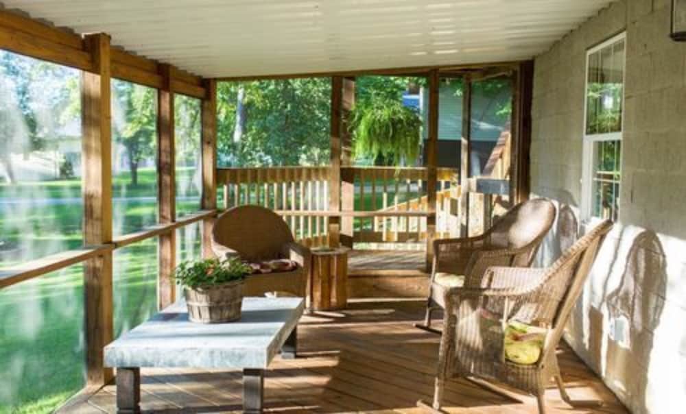 Amish Country Comfort 5/17